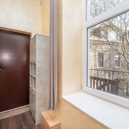 Apartment Newly Renovated Flat, Self Check In 24h, Netflix, Parking *