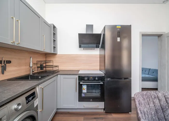 Modern Flat , Self Check In 24h, Netflix, Parking Butas