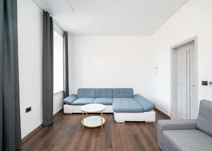 Modern Flat , Self Check In 24h, Netflix, Parking Апартаменты *