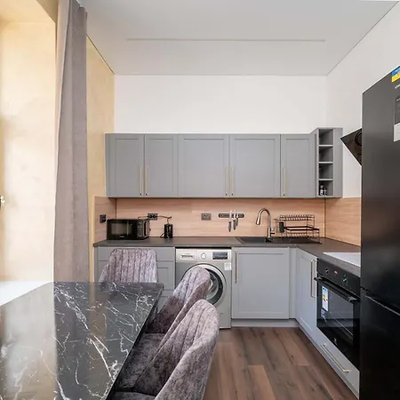 Modern Flat , Self Check In 24h, Netflix, Parking * 维尔纽斯